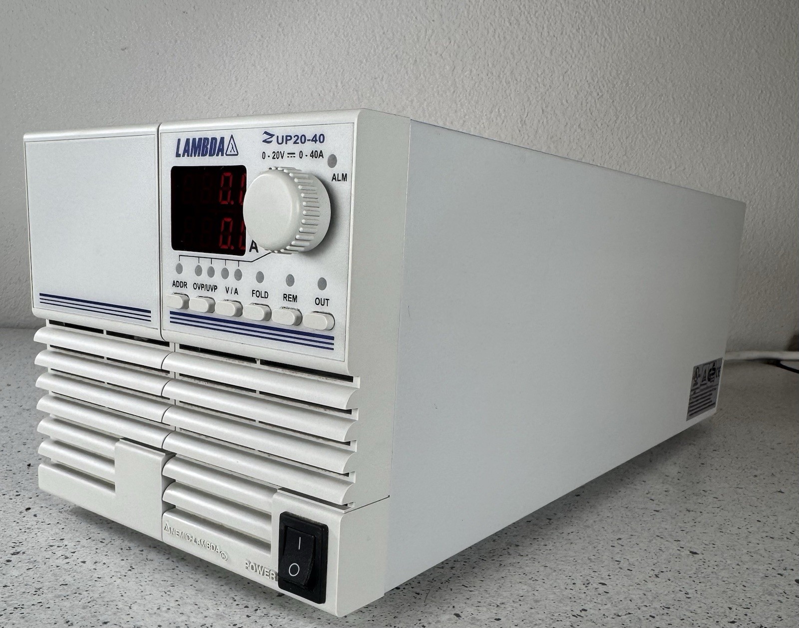 LAMBDA – AUTOMATIC POWER SUPPLY ZUP20-40 0-20V 0-40A
