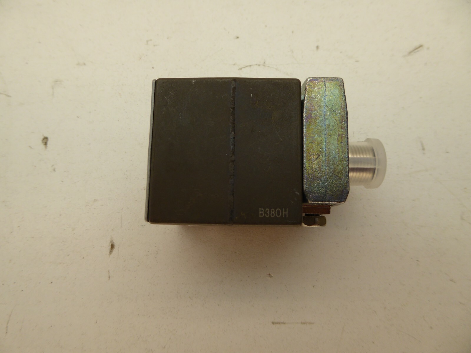Turck B120U-CA40-AP6X2-H1141/S1590W/BS2.0 Proximity Sensor NEW NO BOX
