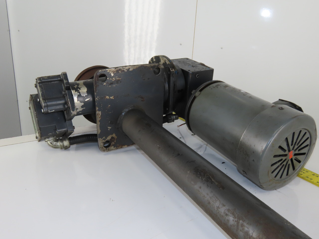Joyce Dayton 10 Ton Machine Comdrive 36″ Screw Jack W/ 575V 3Ph Motor & Limit