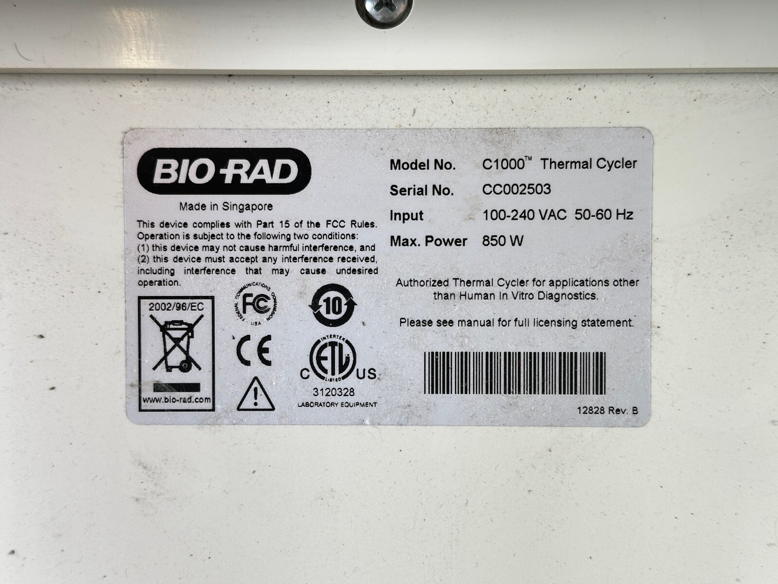 Bio-Rad C1000 Thermal Cycler with CFX384 Optics Module