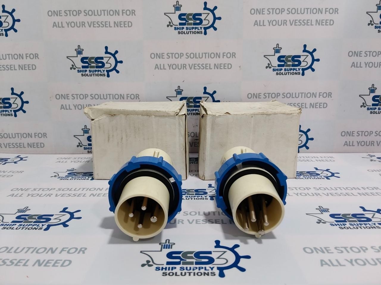 Marine W.T. Plug P12-3B 200-250VAC IP56 16/20A-9h