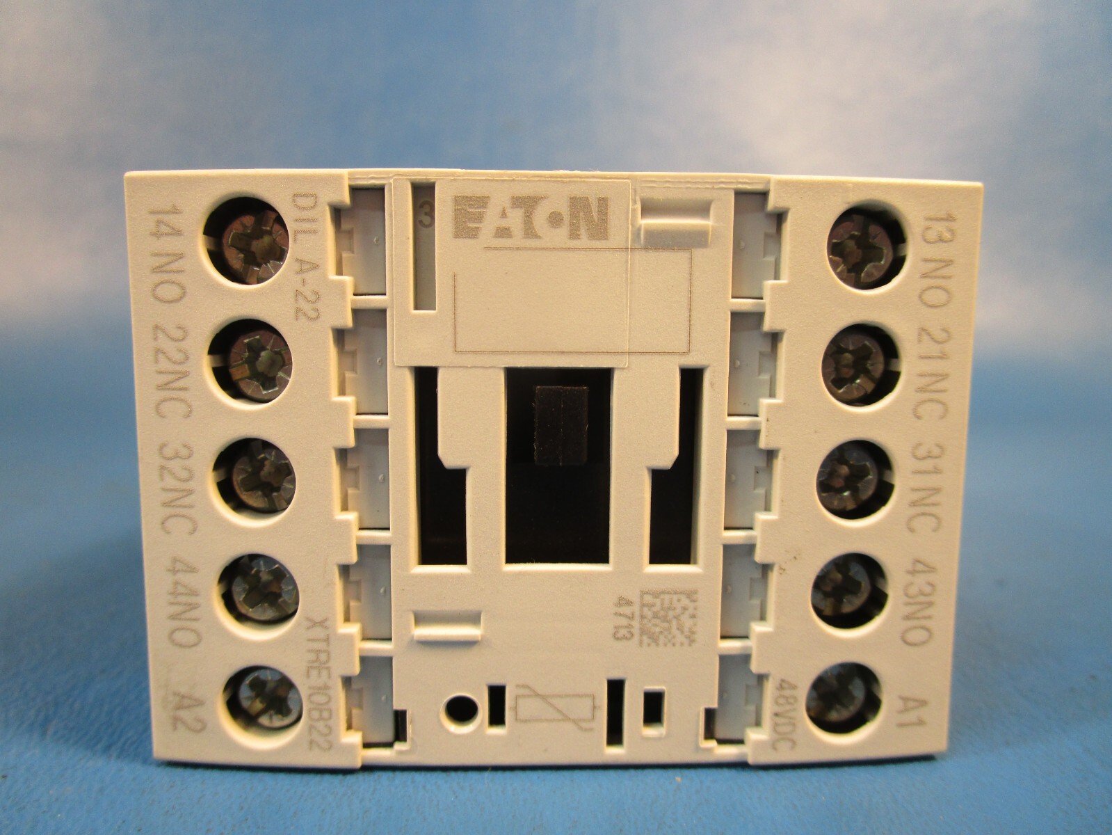 Eaton XTRE10B22WD, Contactor Relay 48V 50/60Hz 2NO 2NC, DILA-22, Cutler Hammer
