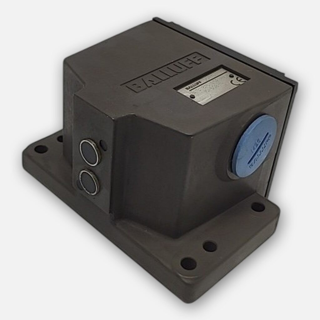 NEW BALLUFF BNS 816-B02-PA-16-602-11 SENSOR 0647DE