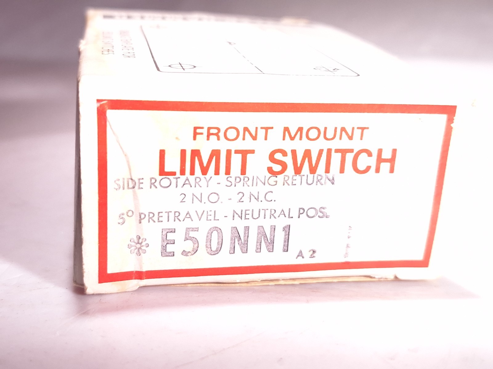 EATON E50NN1 HEAVY DUTY PLUG IN LIMIT SWITCH 2 NO – 2 NC 10A/240VAC