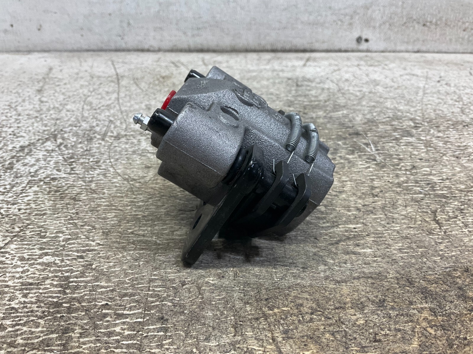 HB 119F9CDJ Brake Caliper 1910A New (TSC)