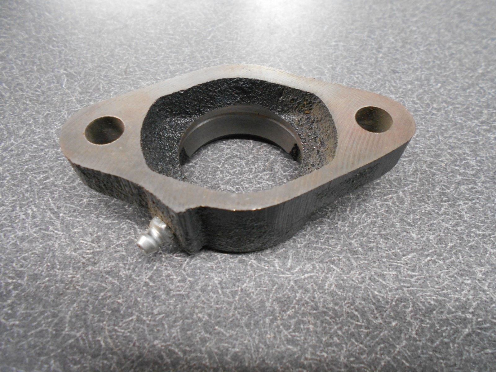 Burns/Tisco 40mm 2-Bolt Greasable Bearing Flange. T40-R. NEW!