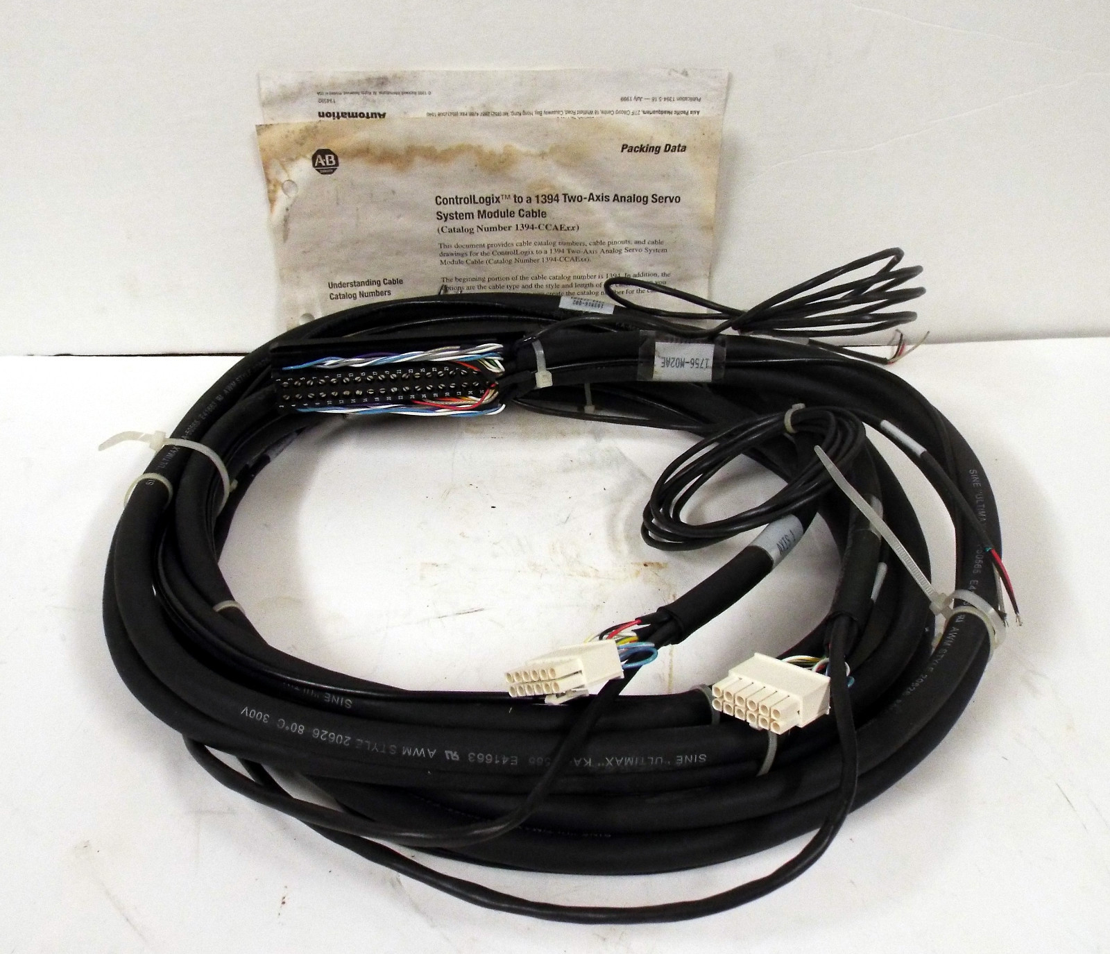 1 NEW ALLEN-BRADLEY 1394-CCAE03 TWO-AXIS ANALOG SERVO CABLE NNB ***MAKE OFFER***