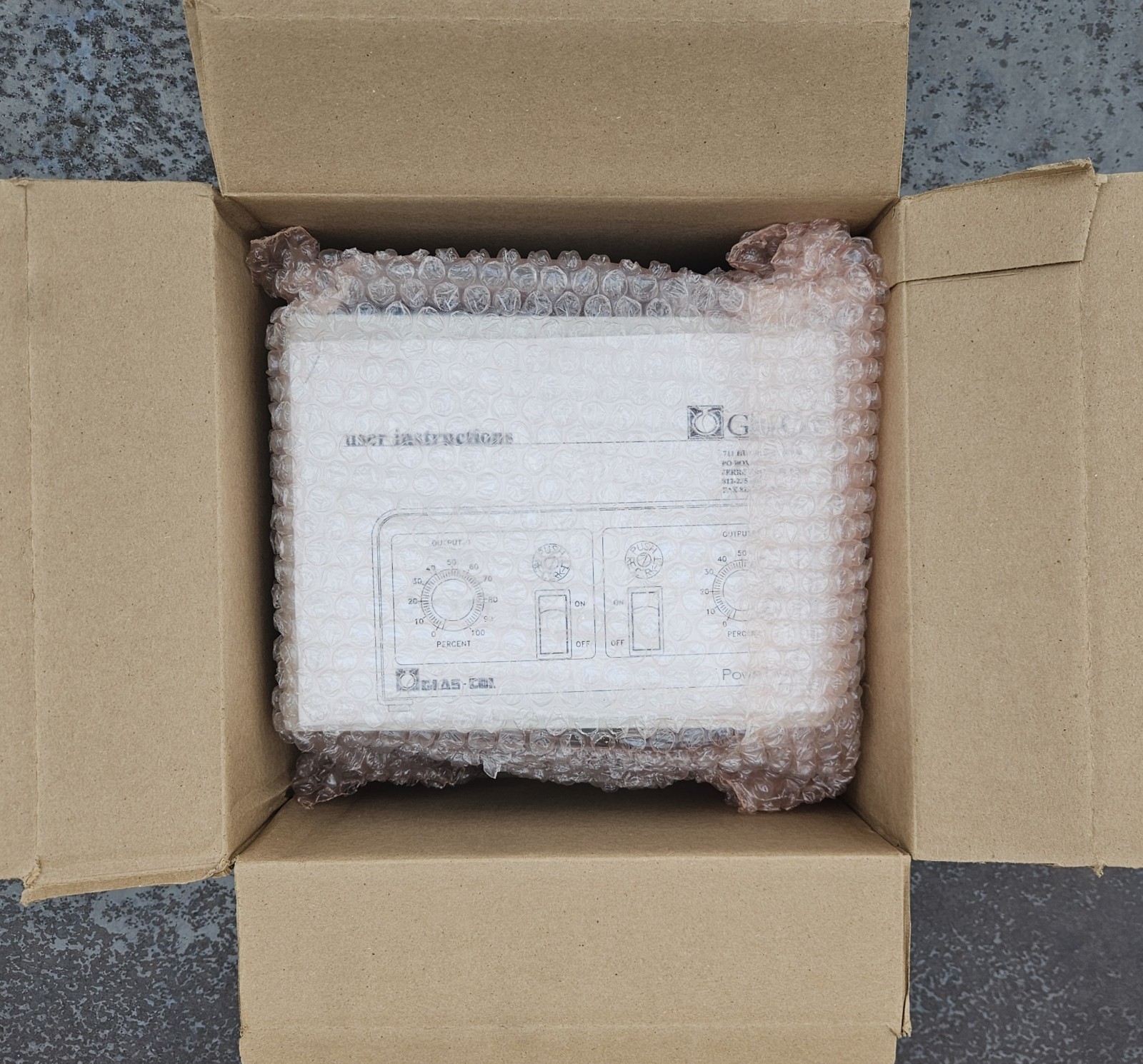 NEW GLAS-COL POWRTWIN 104A PL1202 DUAL OUTPUT POWER CONTROLLER