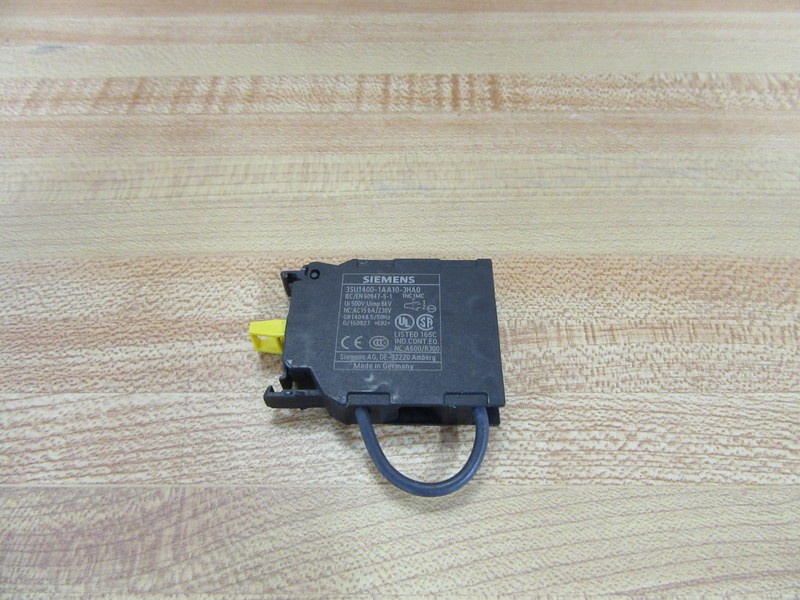 Siemens 3SU1400-1AA10-3HA0 Contact Module