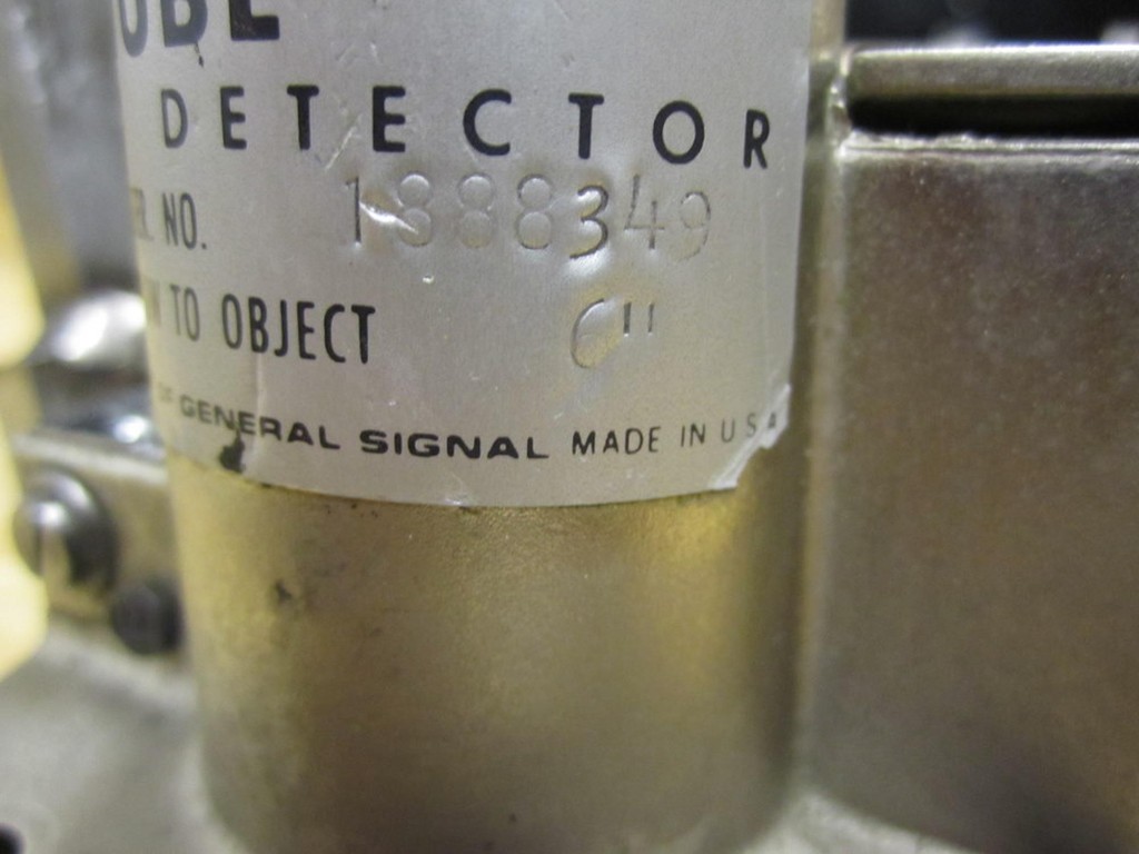Leeds & Northrup 18890 Temperature Detector Missing Cover