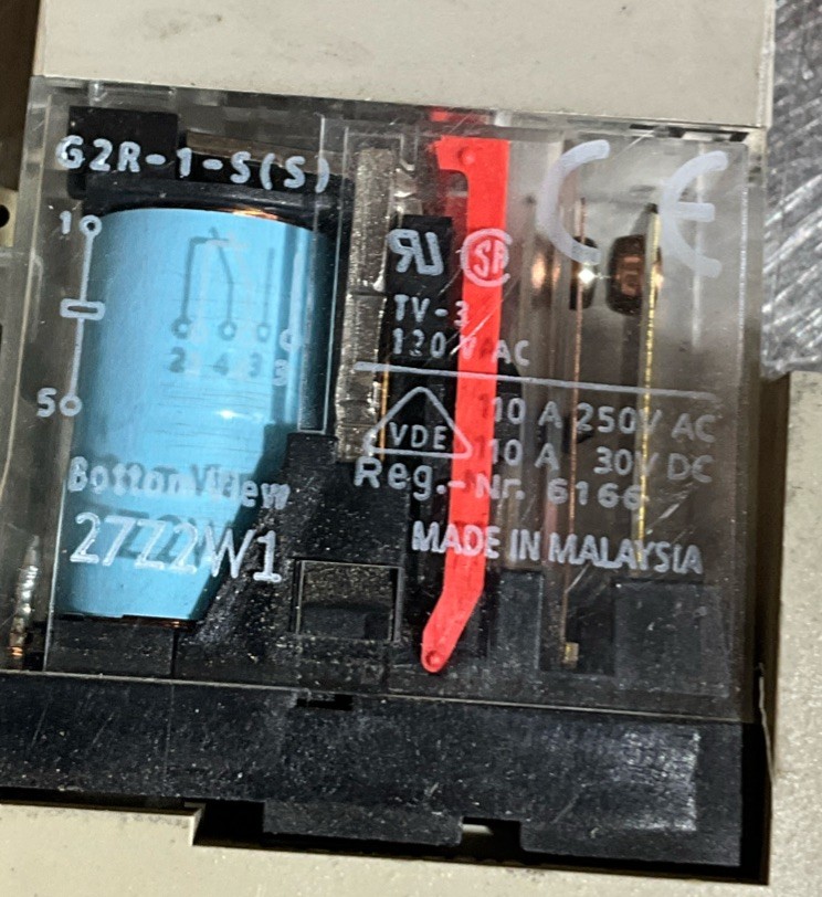 Omron G2R-1-S/0713EW Socket & Relay