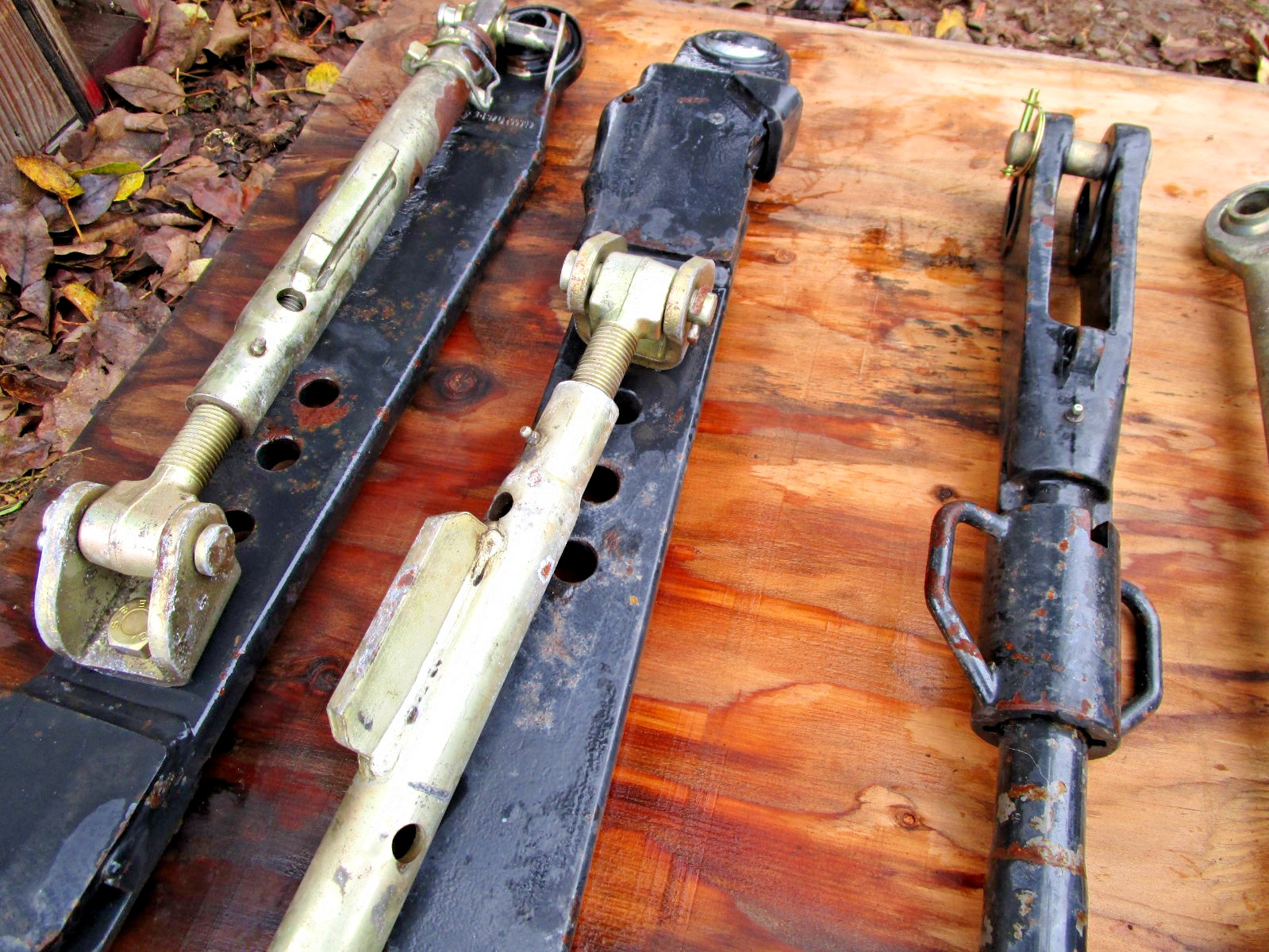3 Point Lift Arms and Drop Pin Drawbar For Category 3 Tractor 80 -225 HP