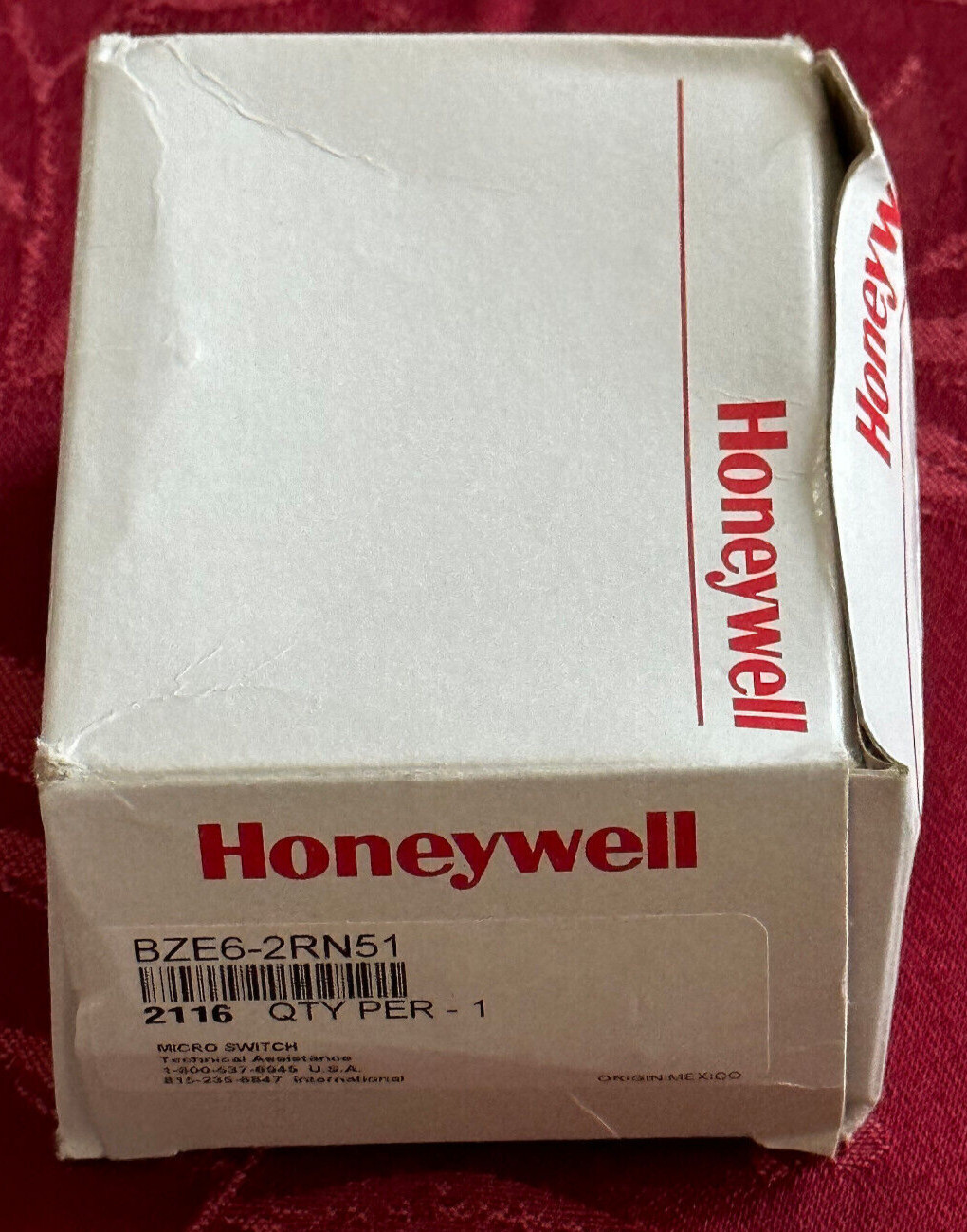 Honeywell BZE6-2RN51 Micro Switch Top Pin Plunger Seal Boot SPDT 15A Side Mount