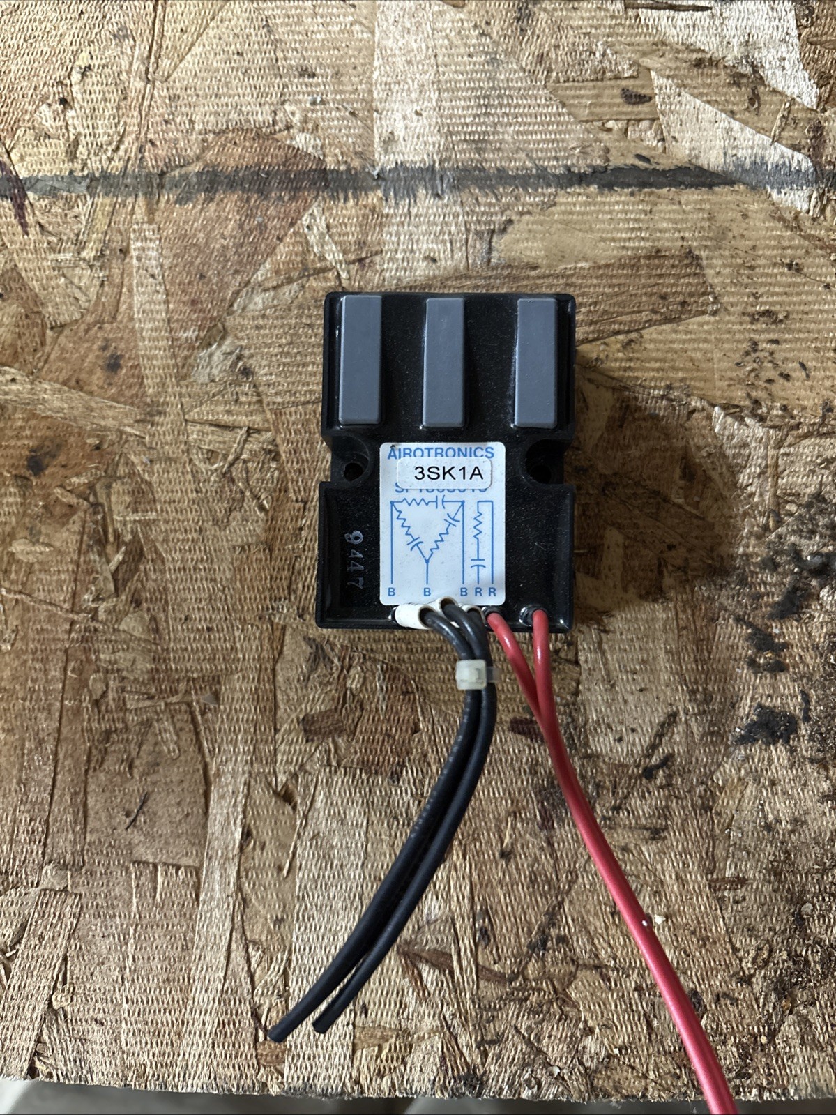 AIROTRONICS WIRE 3SK1A
