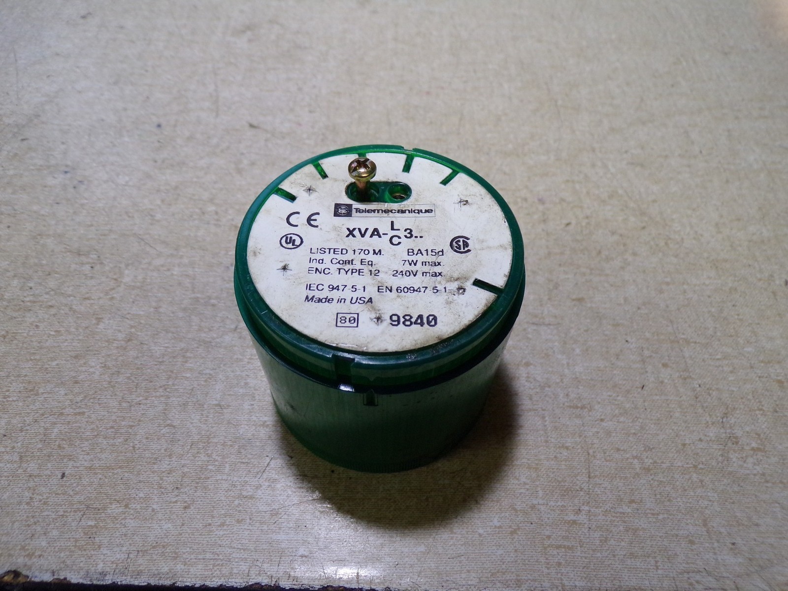 Telemecanique EN60947-5-1 9840 Green Lens, No Bulb *FREE SHIPPING*