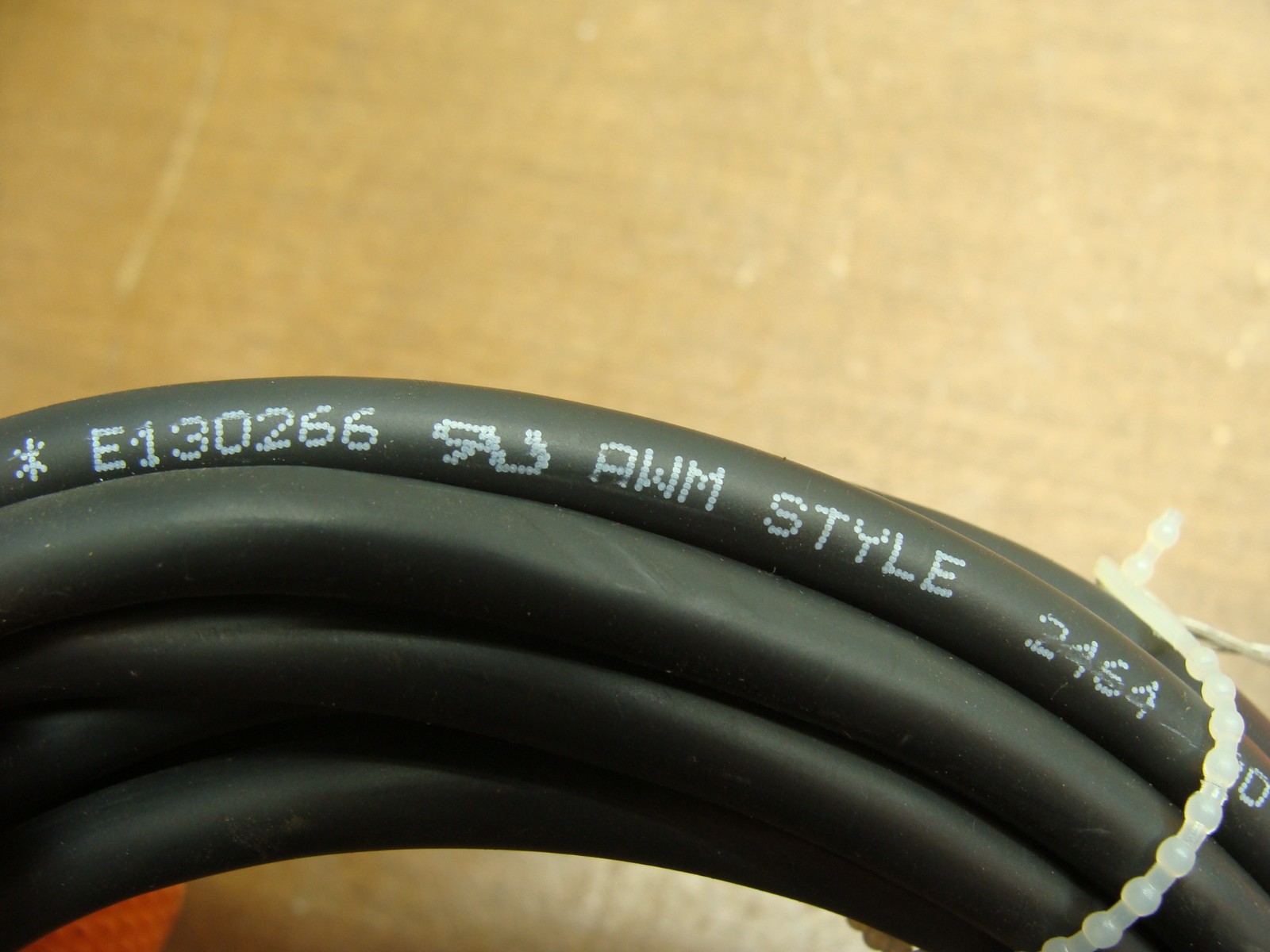 LEONI HIGH SPEED HIGH FLEX ROBOTIC INDUSTRIAL ETHERNET CABLE CAT 5E E130266 16FT