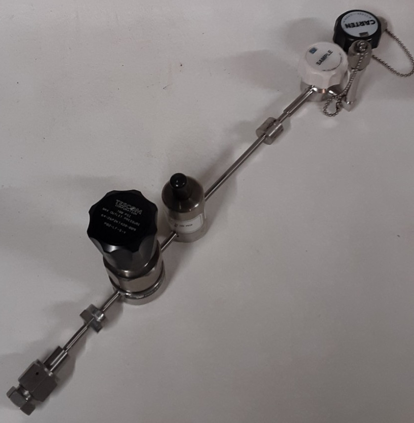 High Purity SS Gas Line Sampling Manifold Carten Valve + Setra Transducer Tescom