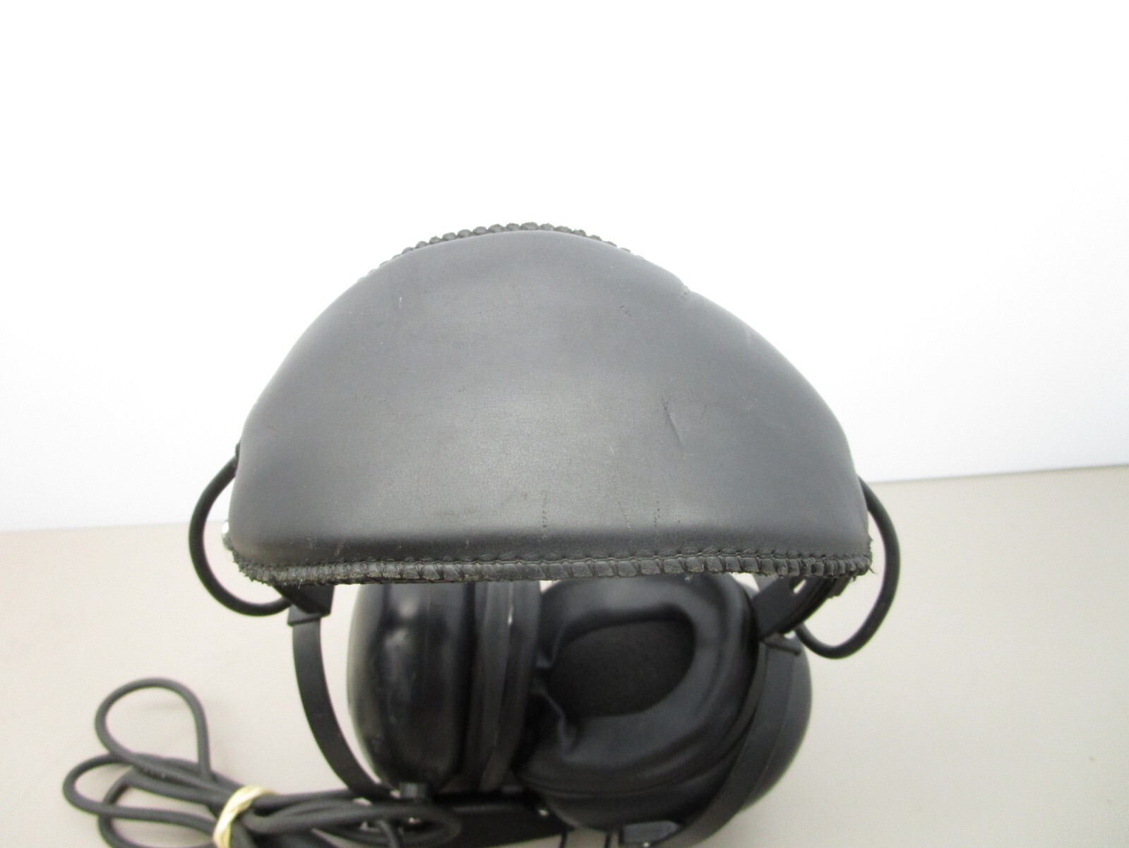 Motorola RMN4019A Medium Duty Radio Headset with PTT Over the Head