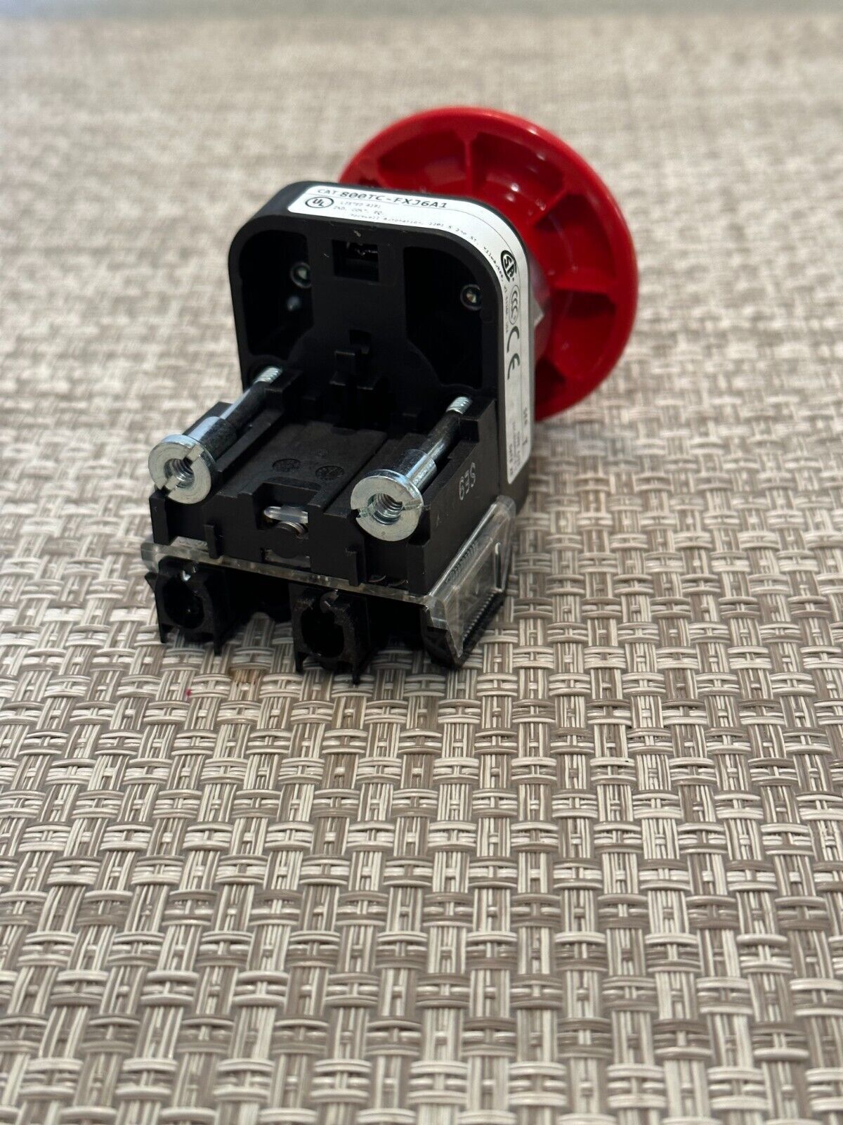 New! Allen Bradley 800TC-FXJ6A1 30mm Push Button Red Jumbo Mushroom 2 Position