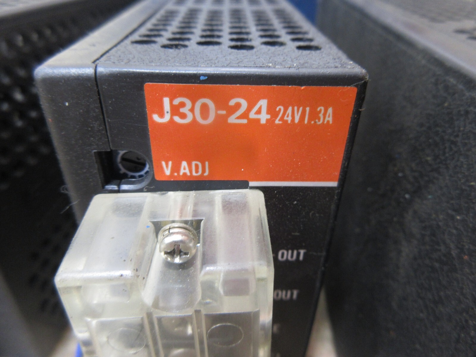 ELCO POWER SUPPLY J30-24 24V1.3A LOT OF 3 PIECES
