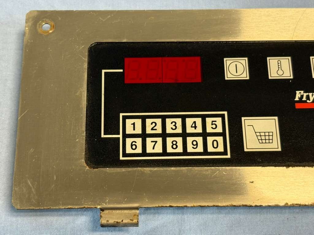 WELBILT Frymaster 8063718E Electronic Timer Controller Panel Part CM8501ST