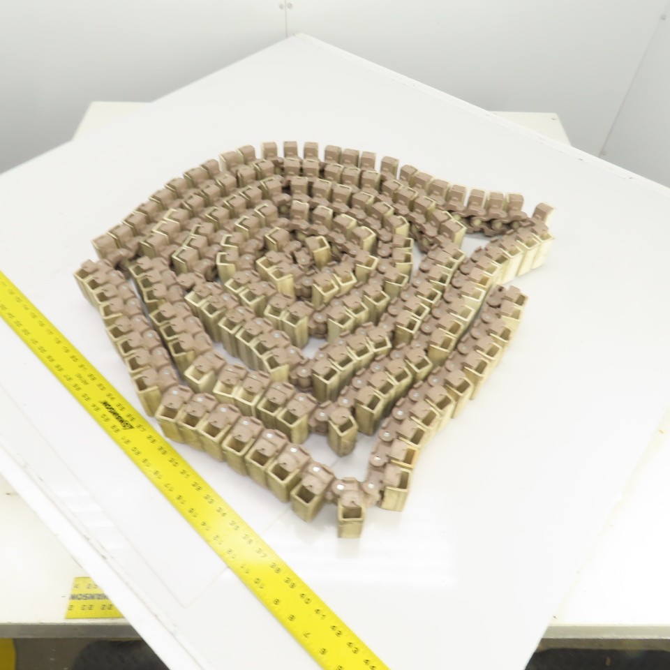 225″ L x 2-1/2″ W Side Flexing Table Top Conveyor Chain W/Soft Rubber Top
