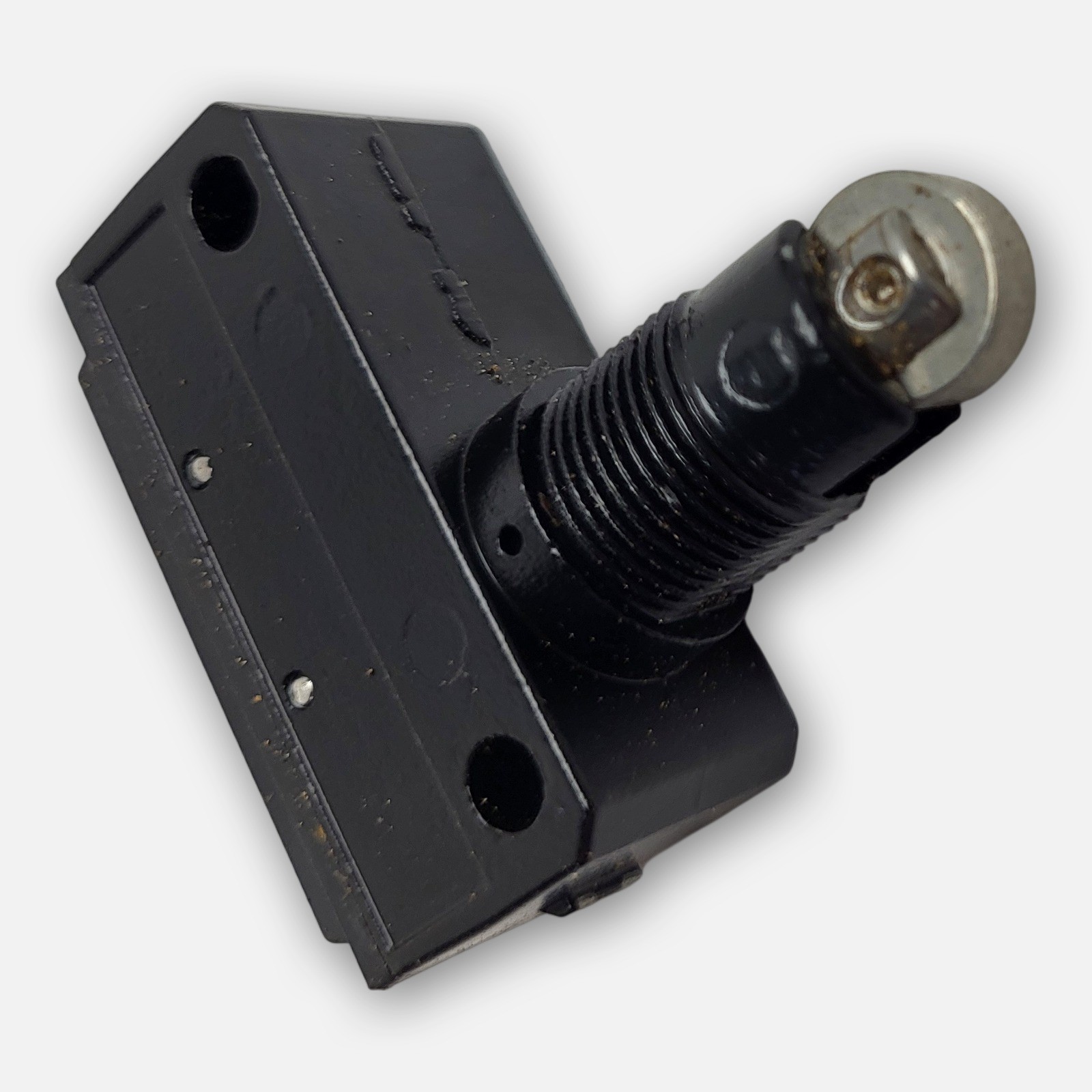 NEW YAMATAKE EN60947-5-1 LIMIT SWITCH 30A, 15AC, 250V