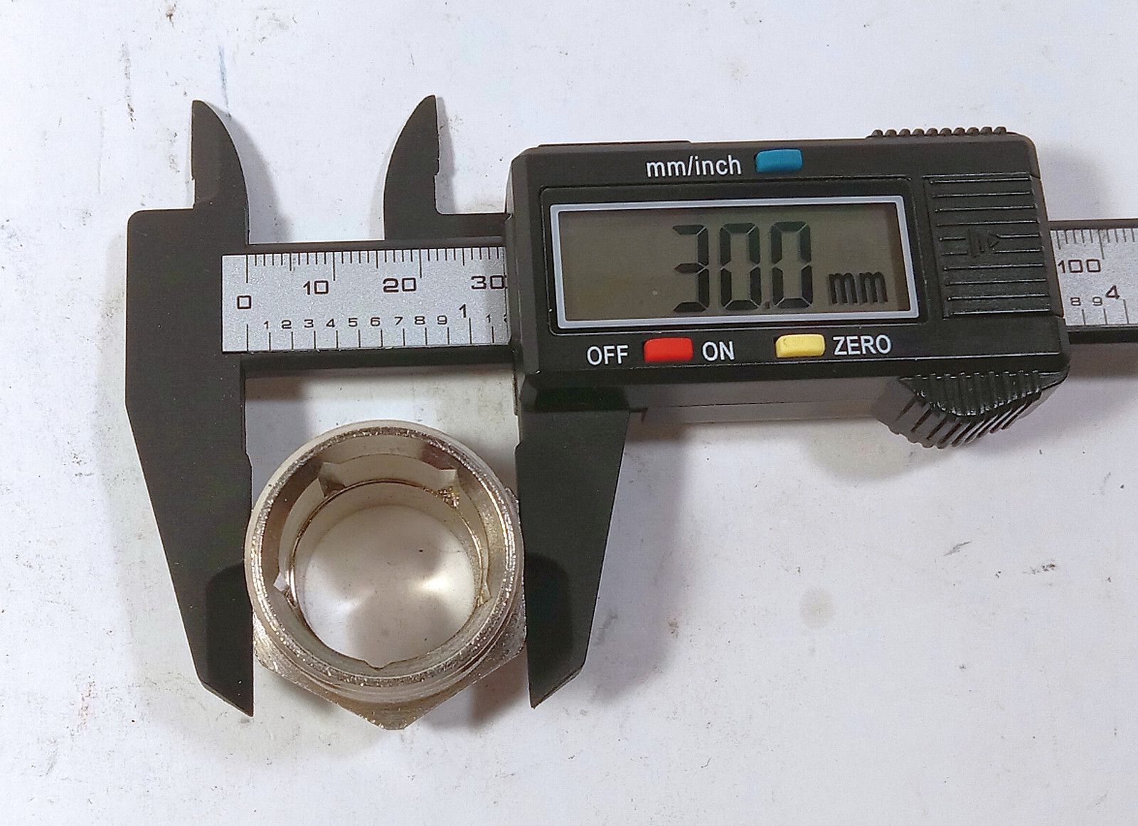 1 NEW NICKLE PLATED BRASS 57.2 mm CABLE GLAND CONNECTOR NNB ***MAKE OFFER***
