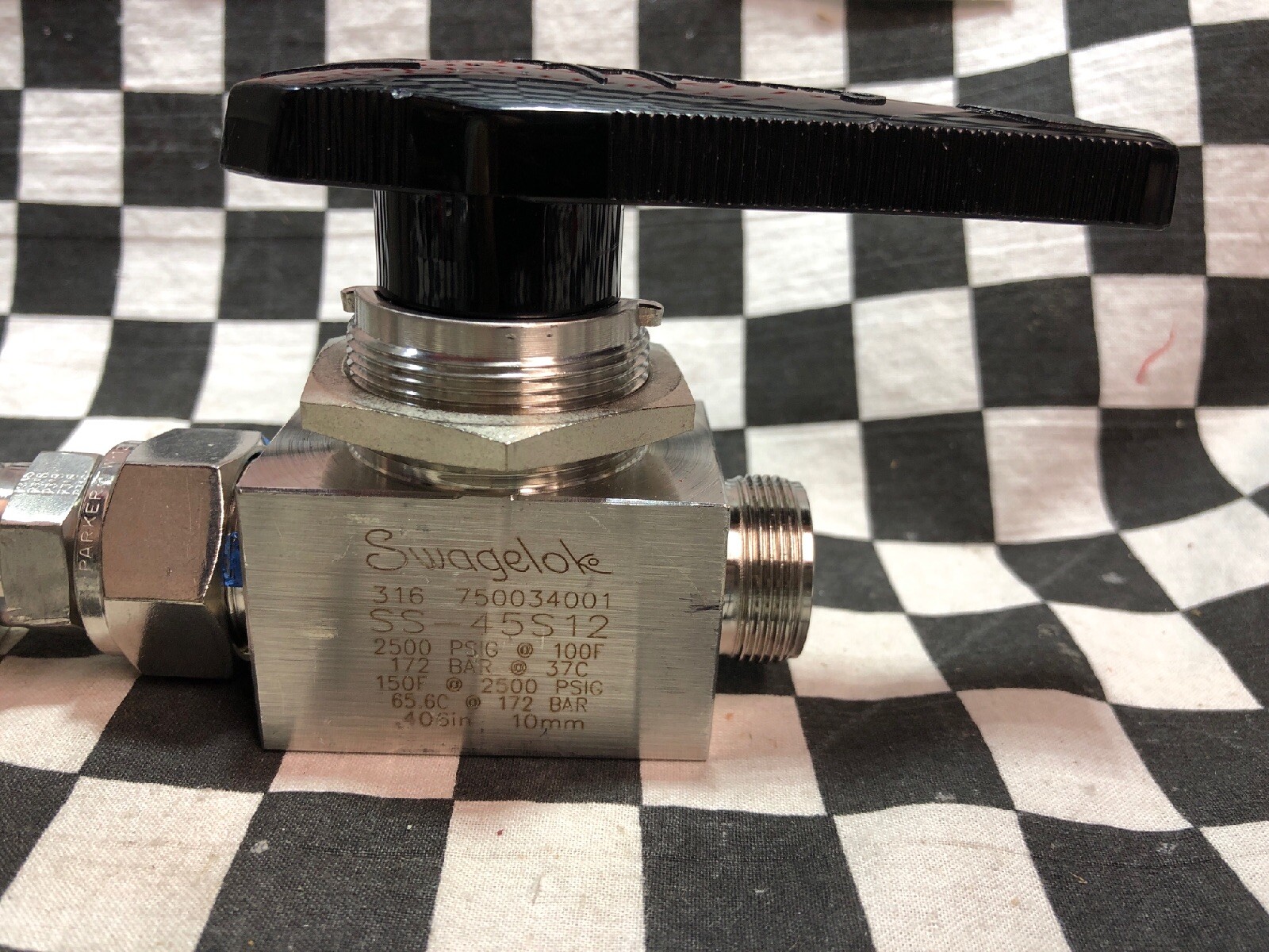 APTECH Pressure Regulartor AK1215S4PL8800, SS-45S12, ATC-910-00135, 12ET12-316