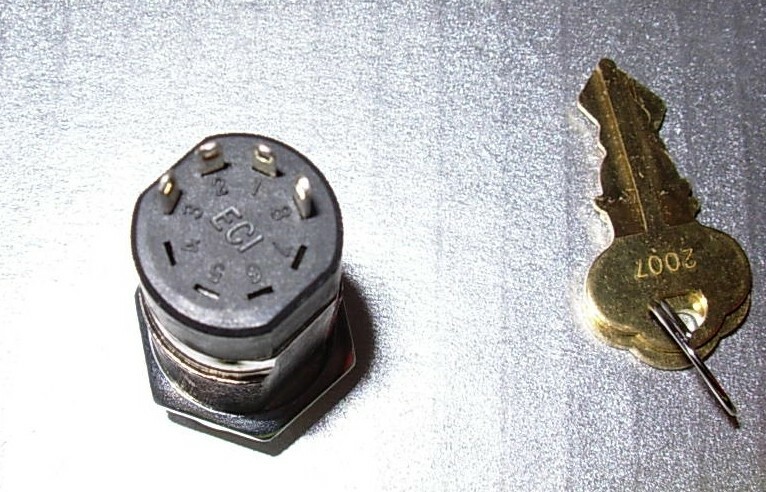 5x Key Switch Form C + N.O Momentary Ademco Securitron