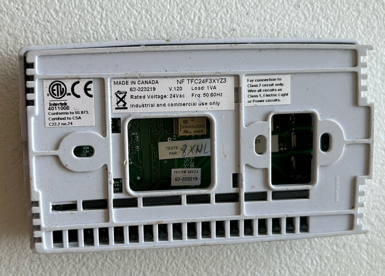 Neptronic TFC24F3XYZ3 Fan Coil Thermostat 3 Speed