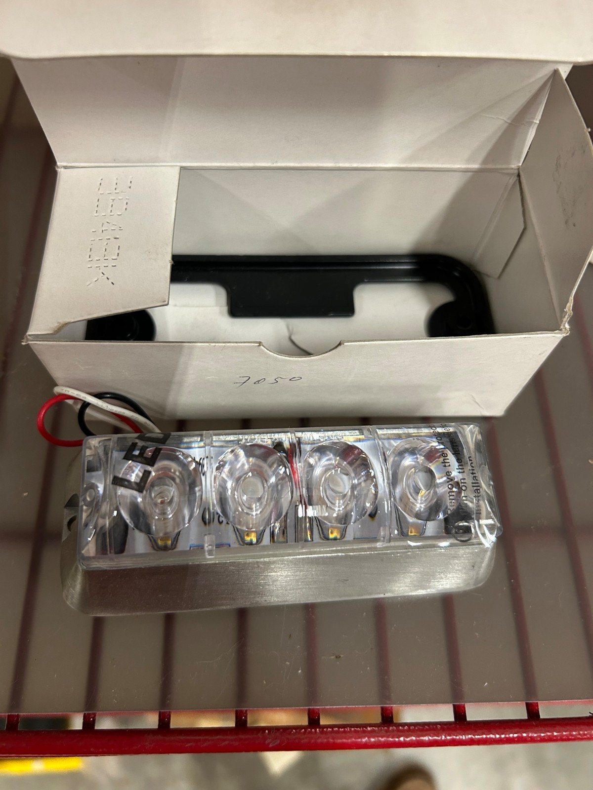 Custer STRL4A 6″ Strobe light