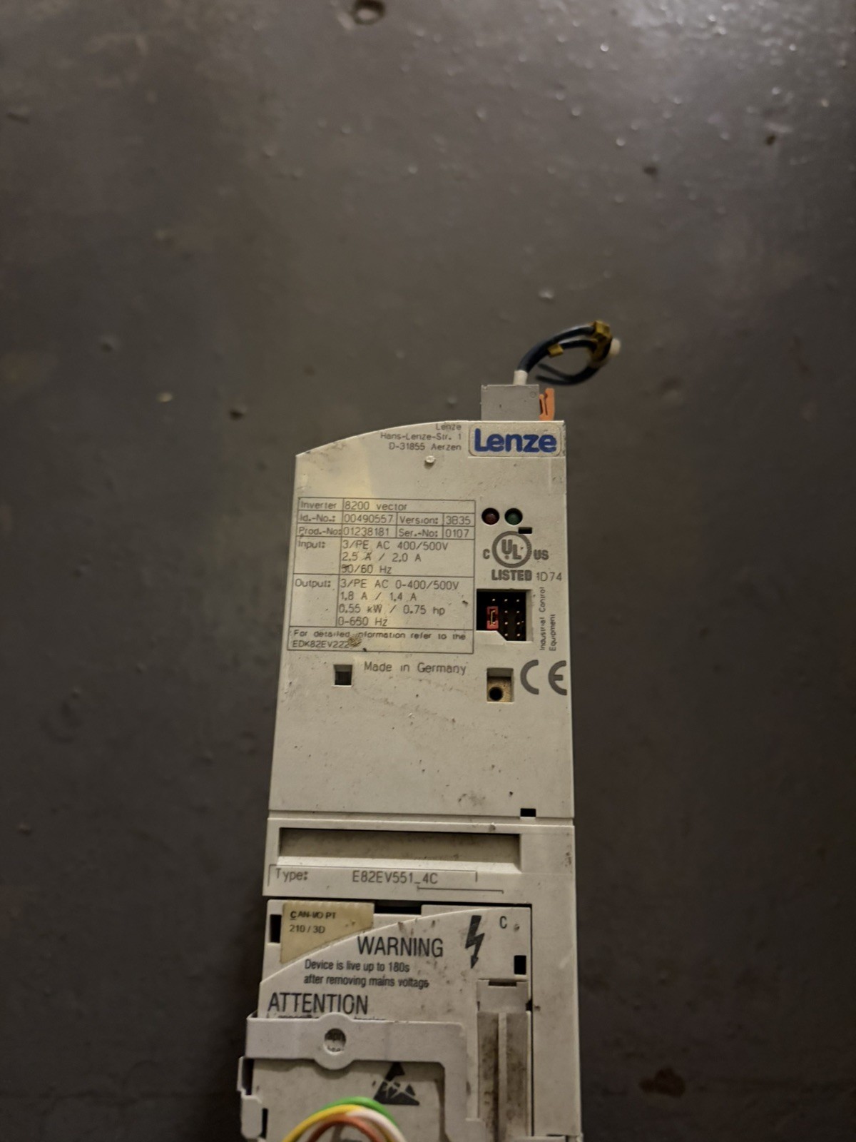 Lenze E82ev152-2c000 Frequency Converter E82EV152_2C000 USED
