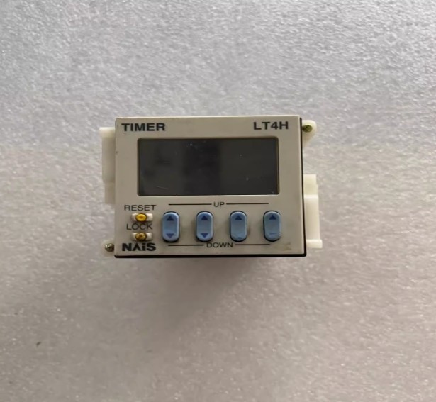 1PC New Panasonic LT4H-AC240VS ATL5187 Digital Timer LT4HAC240VS