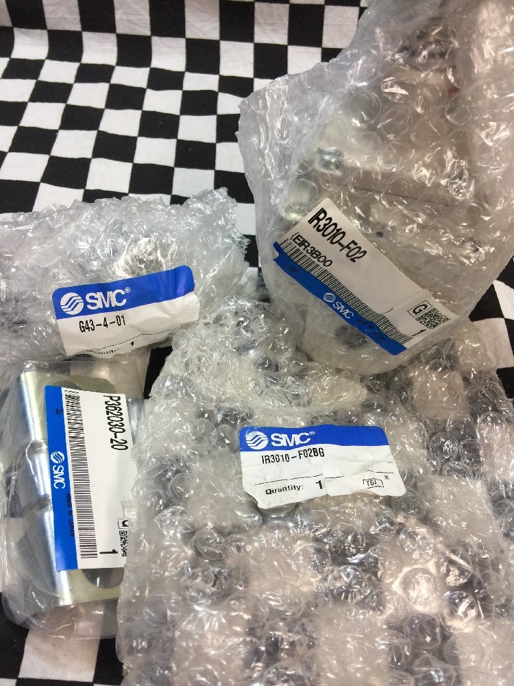 SMC Regulator IR3010-F02BG, IR3010-F02, P362030-20, G43-4-01 SHIPSAMEDAY#1650A11