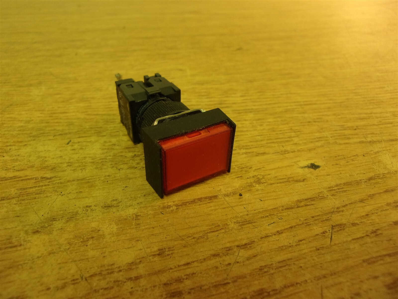 Omron A3GJ-6011-3 Red Push Button Switch *FREE SHIPPING*