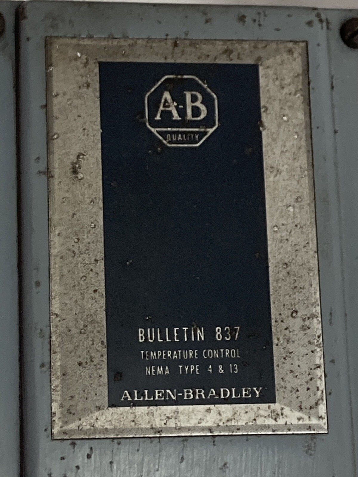 Allen-Bradley,Bulletin 837 Nema 4 & 13,Temperature Switch