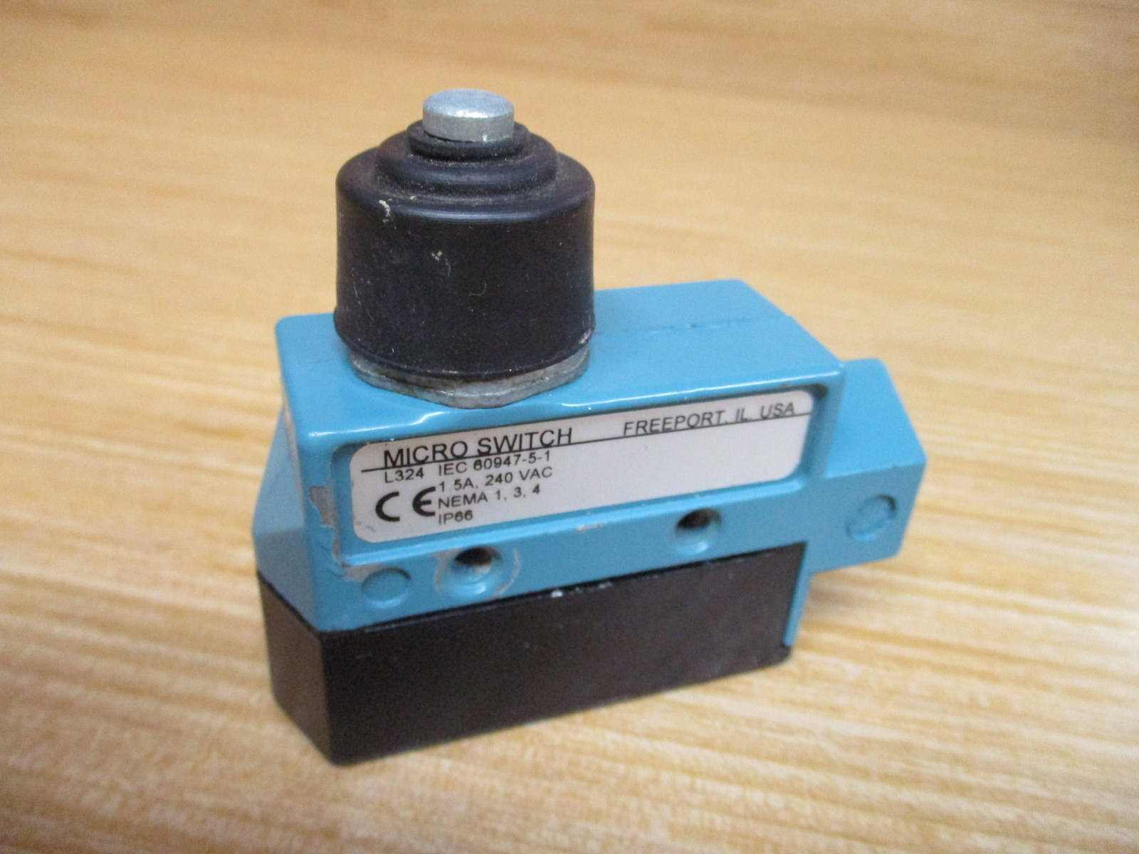 Micro Switch BZE6-2RN194 Honeywell Limit Switch BZE2RN194