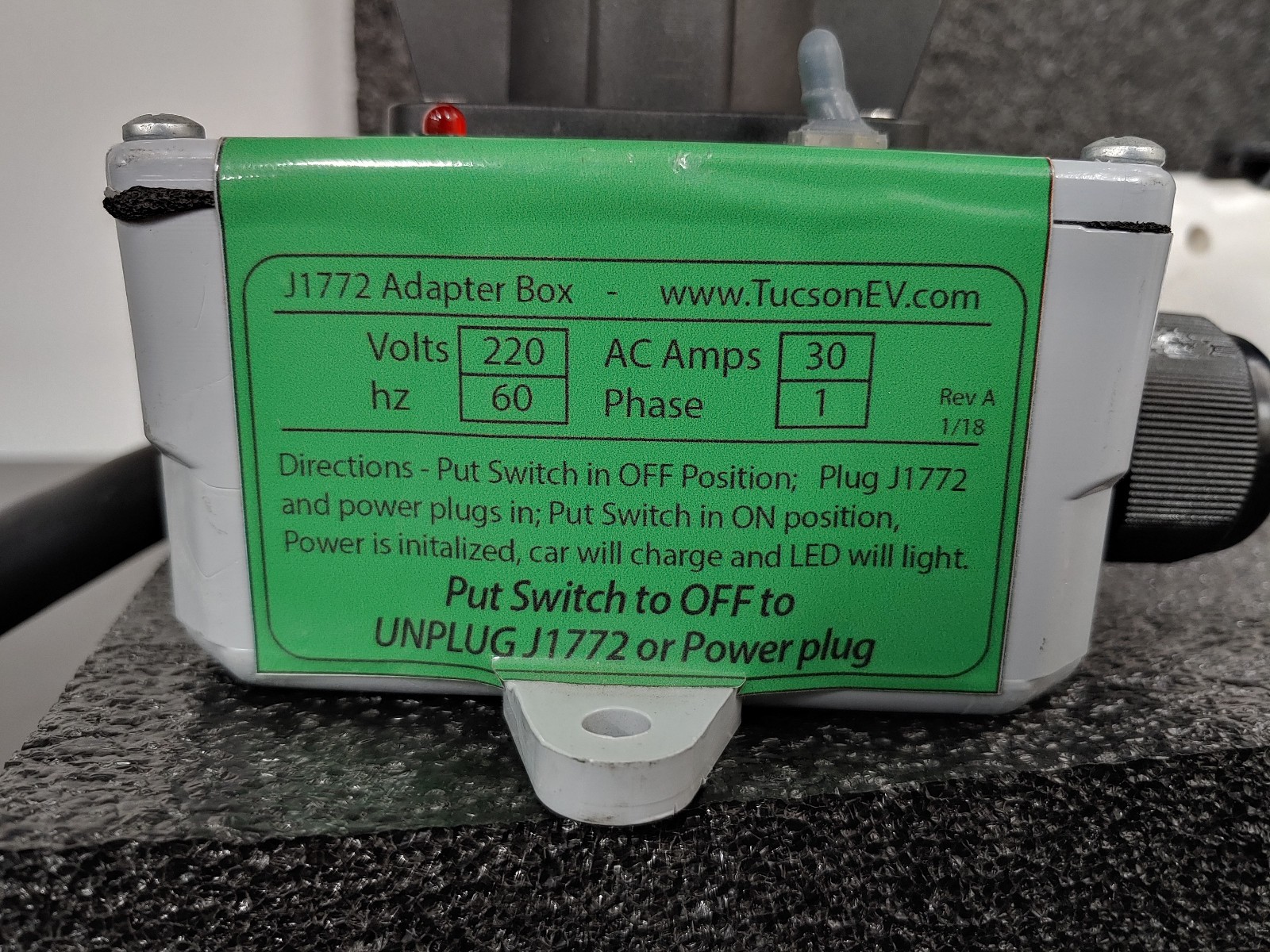 DUOSIDA DSS-EV-50P-V3 EV Charger with DSS-EV-50S-V3 Inlet and Adapter Box J1772