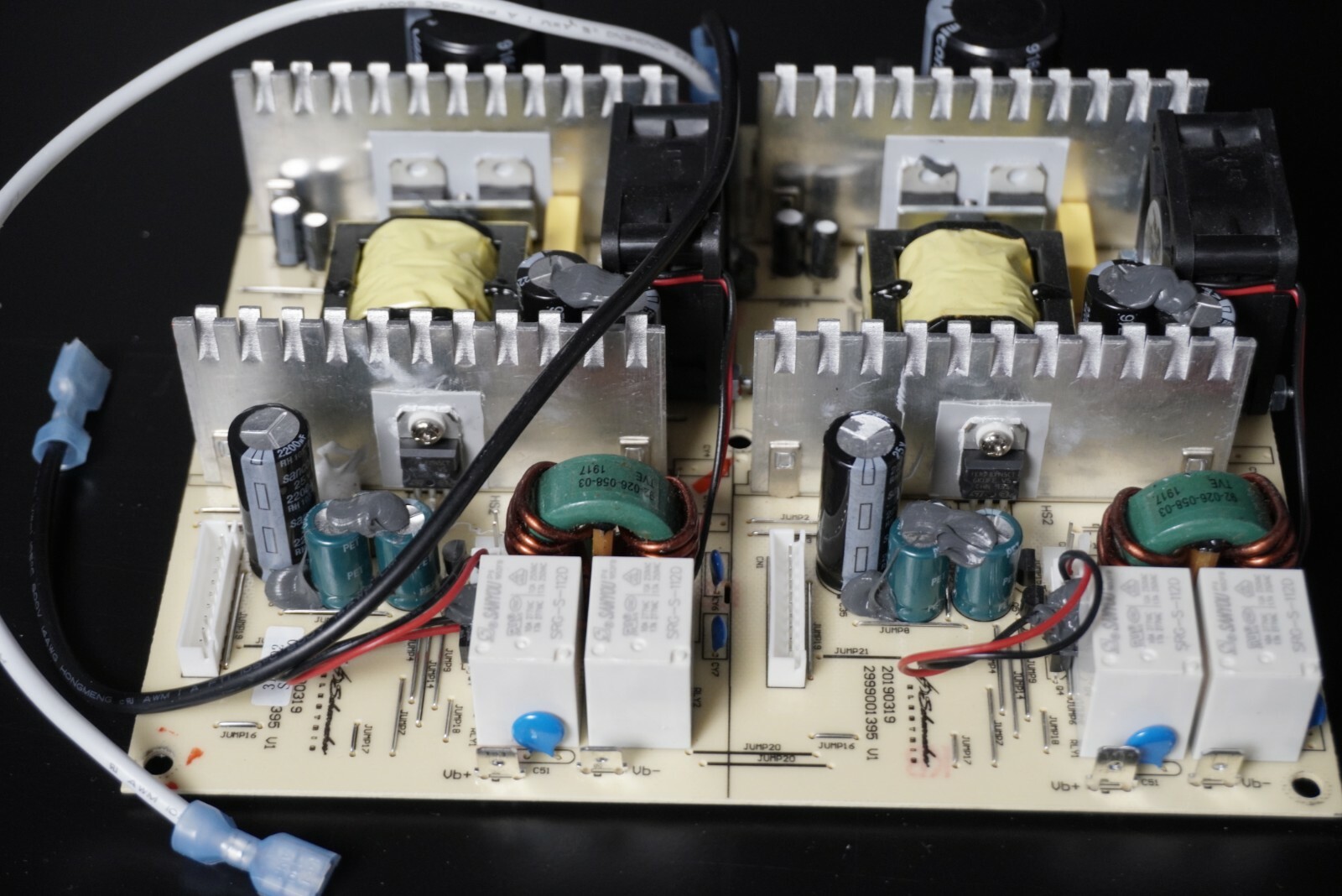 DSR PROSERIES DSR127 Battery Charger,120VAC17″ W x 15-1/4″ H – Internal Board