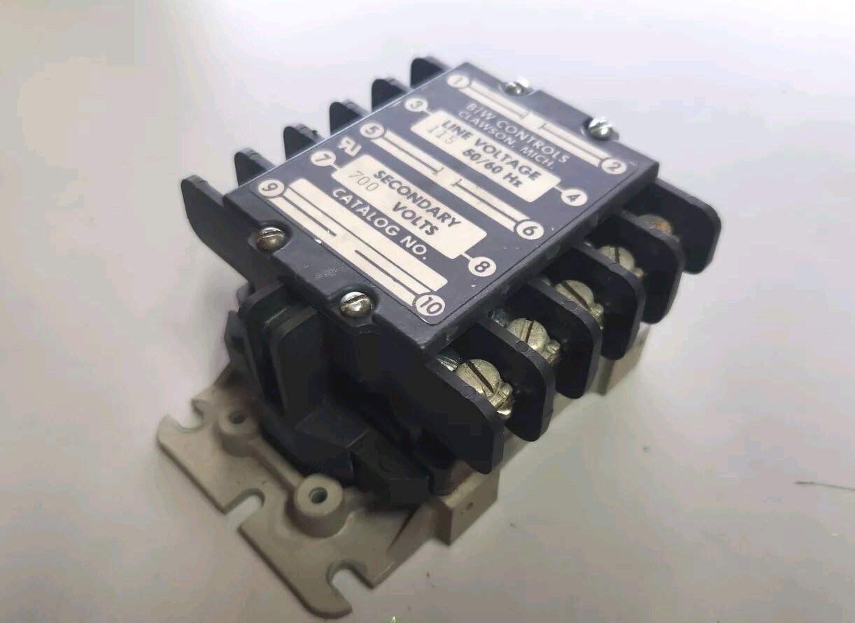 McGraw-Edison B/W Controls 1500F