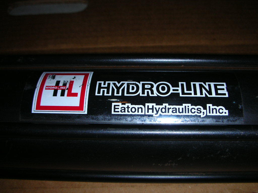 EATON HYDRO-LINE CYLINDER R5FD-2X9-B-1-2-N-V-V-1-1 R5F 2″ BORE 9″ STROKE NOS!!