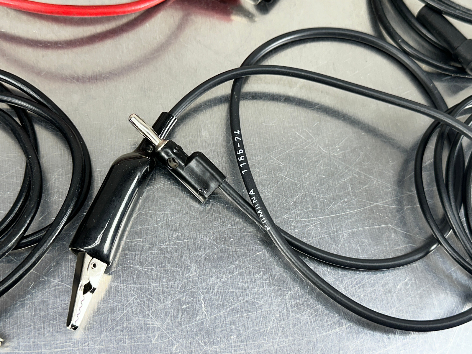 (5) Test Leads Fluke, Pamona, Unmarked Current Voltage Measuring