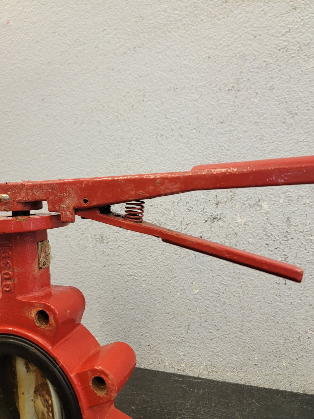 BRAY 4″ BUTTERFLY VALVE SERIES 31 Used A8