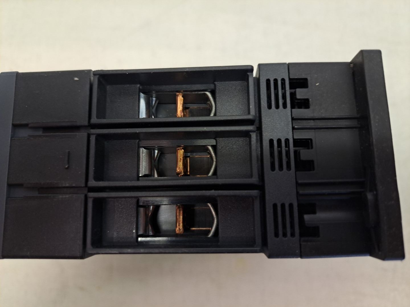 SIEMENS 3RV2031-4EA10 SIRIUS series motor starter protector NEW, no box