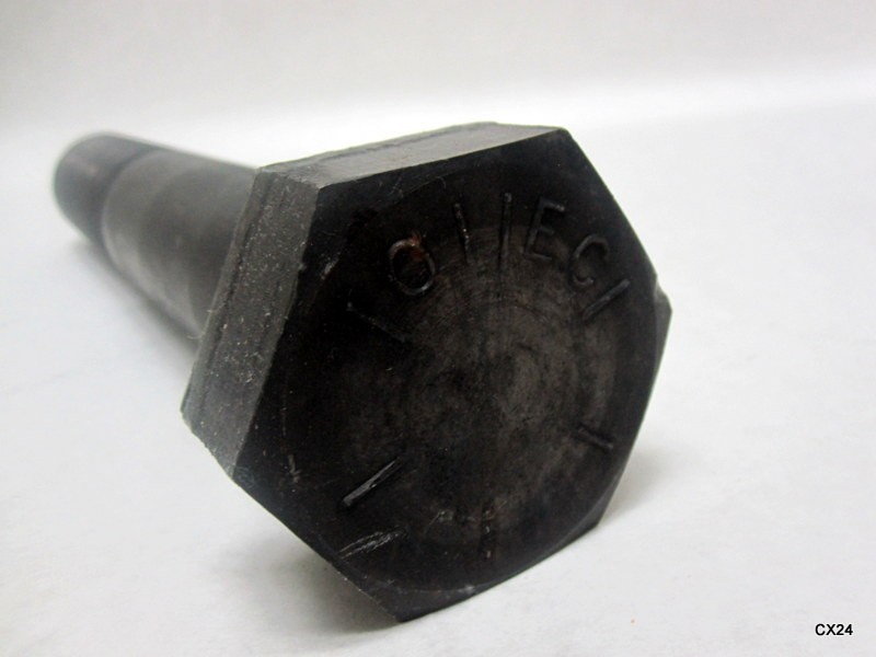 1-1/2″ X 9-13/16″ Black Grade 8 S.S Hex Head Bolt 6 TPI, 3.75″ Threaded
