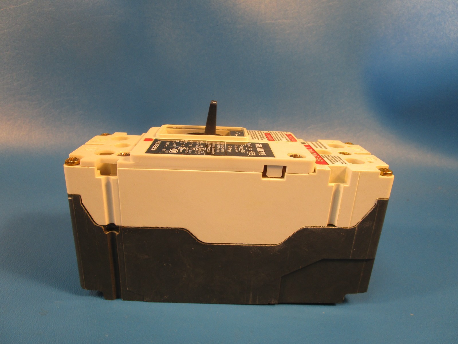 Siemens HEB2B050B, Circuit Breaker, 2-pole, 50A bolt-on molded case, rated 65kAI