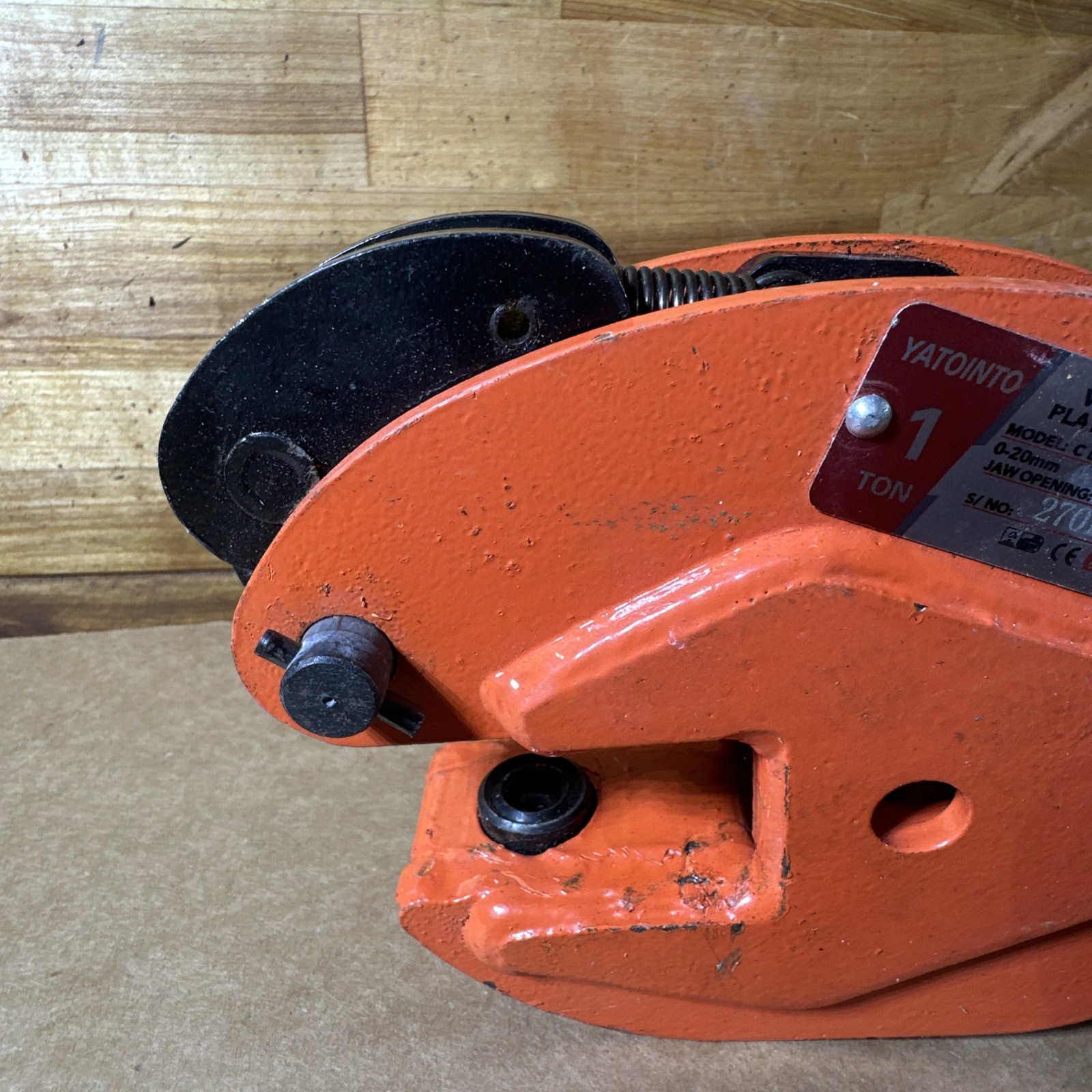 Yatointo 1 Ton Vertical Plate Clamp 0-20mm Jaw Opening Model C D
