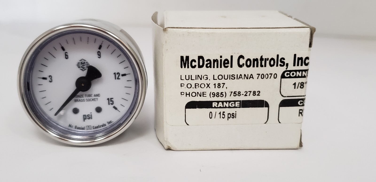 McDANIEL CONTROLS R7AL PRESSURE GAUGE, 0-15 PSI, 1/8″ NPT BRASS, NIB