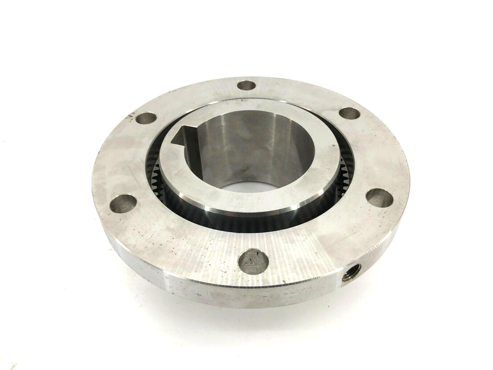New Ameridrives 015611-22 Flex Hub and Sleeve 3-1/2″ Bore 8-1/4″ Flange